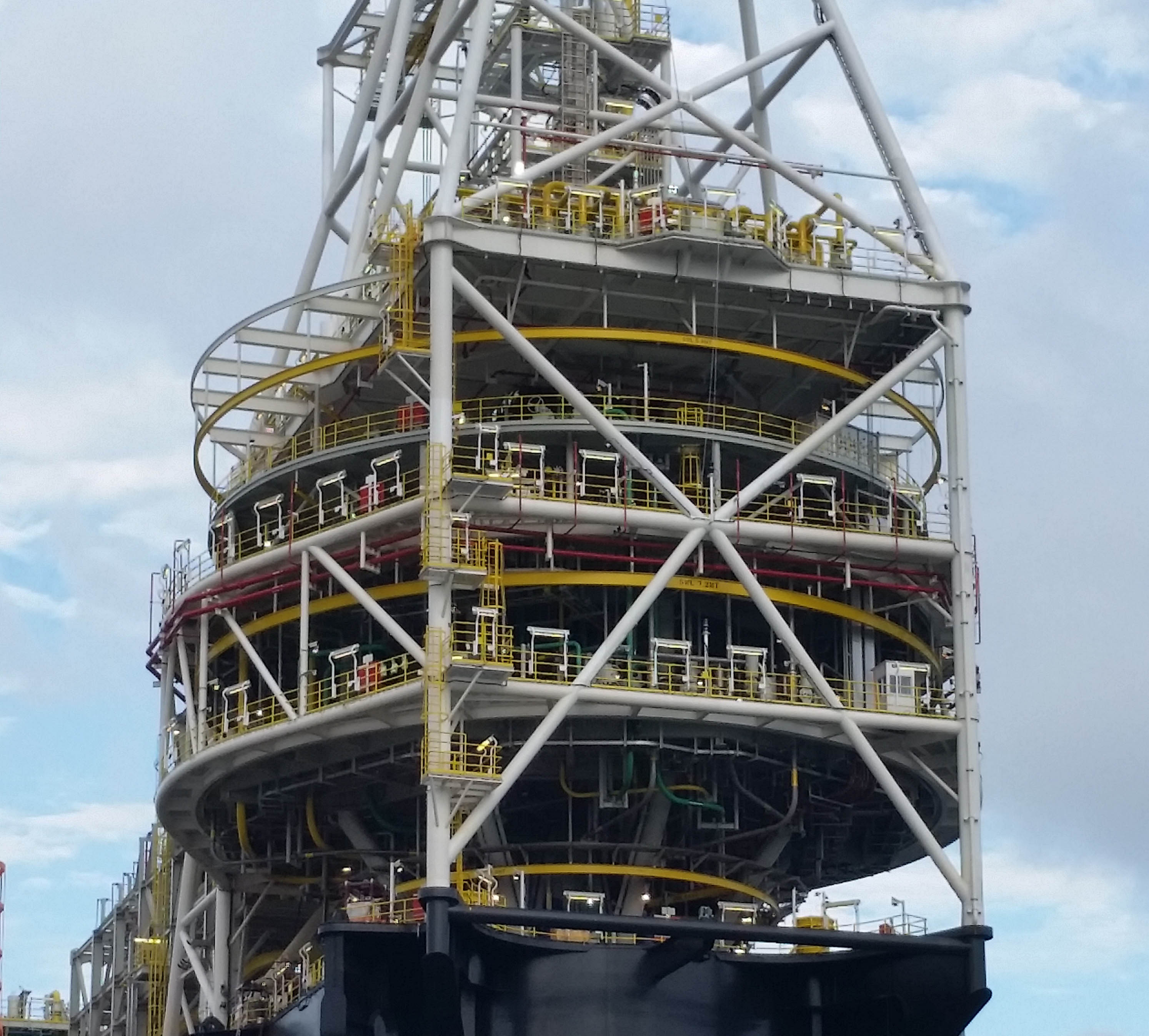 Offshore topside module fabrication